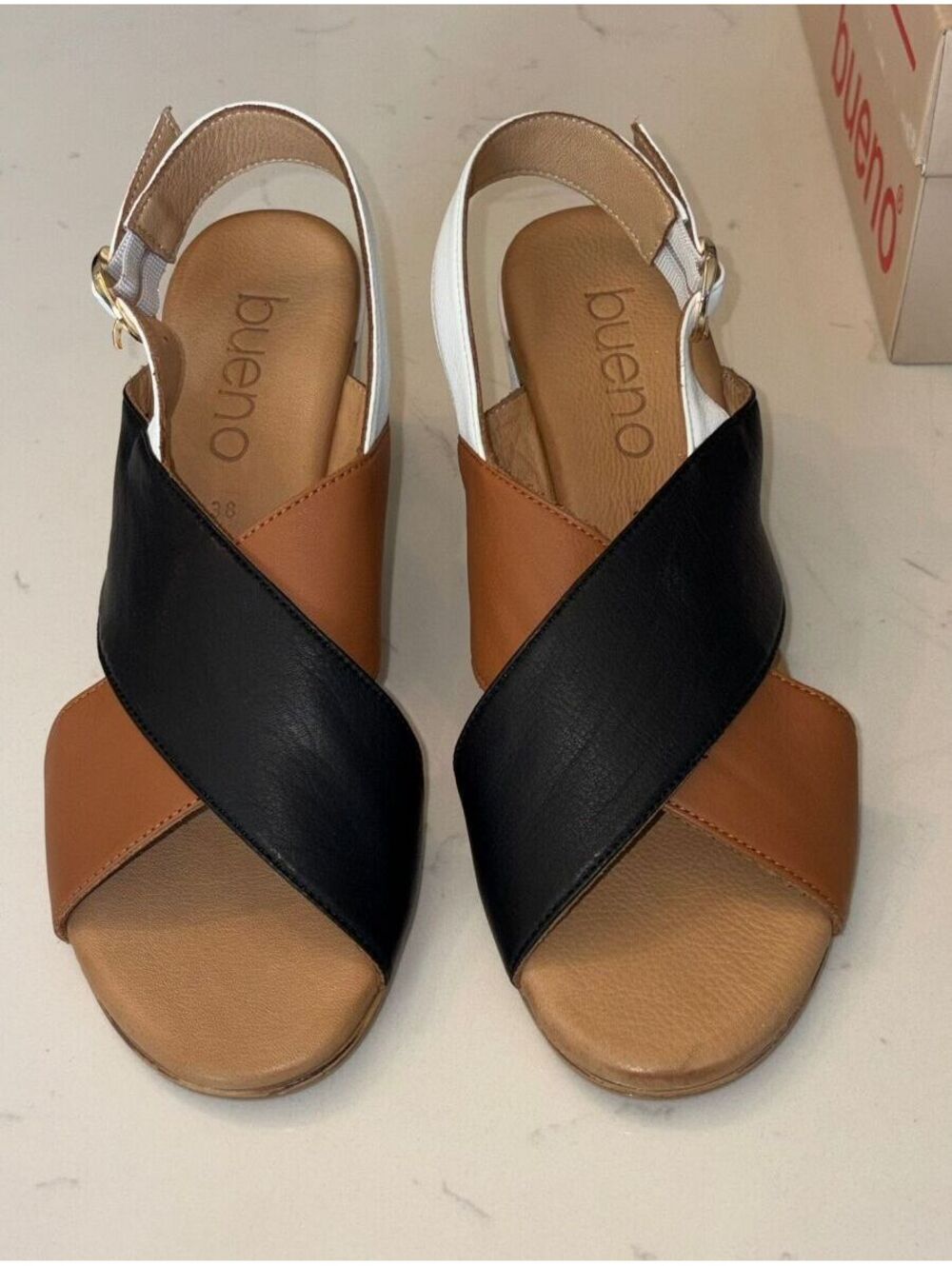 NWT -Bueno- Natasha Slingback Leather Sandal, Size 38